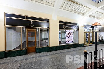 Obchodní prostory v pasáži v domě U Nováků