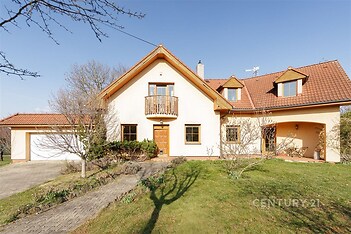 RD Podchýšská 113, Praha – Cholupice, 242 m2, 5+1