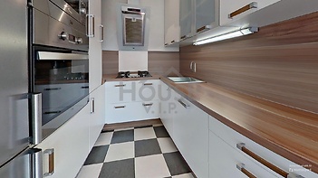 Kitchen-Defurnished (1)