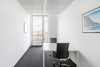 Regus Altezza 5787 Munich Germany Small Office - copia
