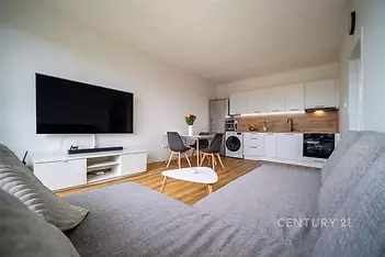 Obývací pokoj s kuchyňským koutem