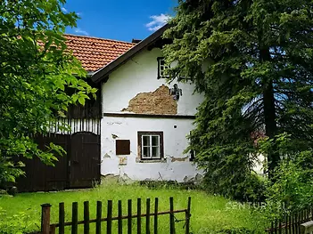 Dům