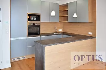 living-roomb-kitchen.jpg