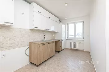 Kuchyně s oknem