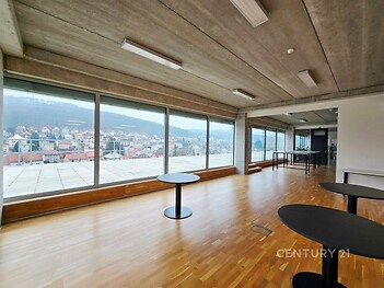 Terasa u skyroomu