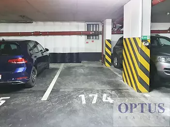 garagea.jpg
