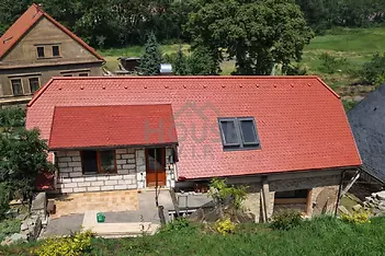 Dům