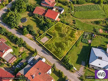 aerial-garden-with-concrete-slab.png