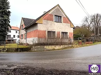 p2070107-1.jpg