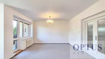 living-roomb.jpg