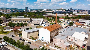 Komerční hala - Komárovské nábřeží Brno