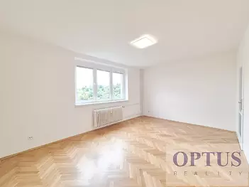 living-roomb-1.jpg