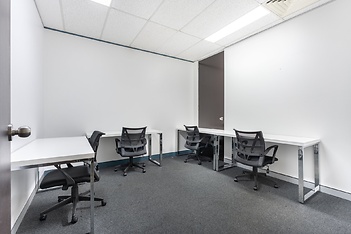 Generic Large Office_03