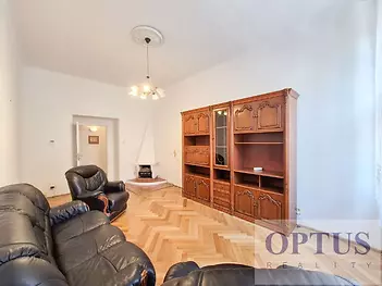 living-roomb-1.jpg